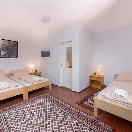 Gostisce Vintgar زغورنجي